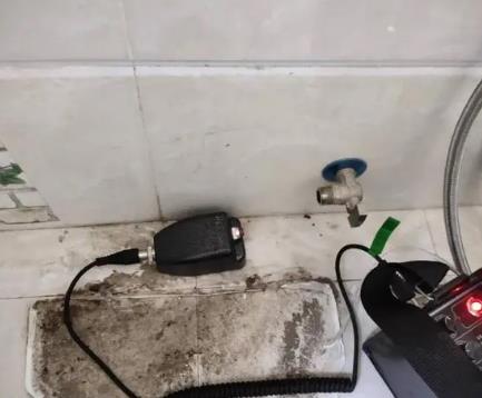 新晃屋顶漏水维修公司分享下卫生间漏水的危害及解决方法